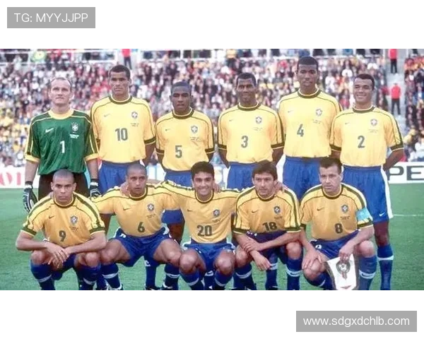 全球矮后卫足球明星排名揭晓谁能称霸绿茵场的高度与技巧之争