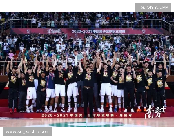 南京篮球队荣登全国耐力排行榜第五名展现卓越实力与拼搏精神